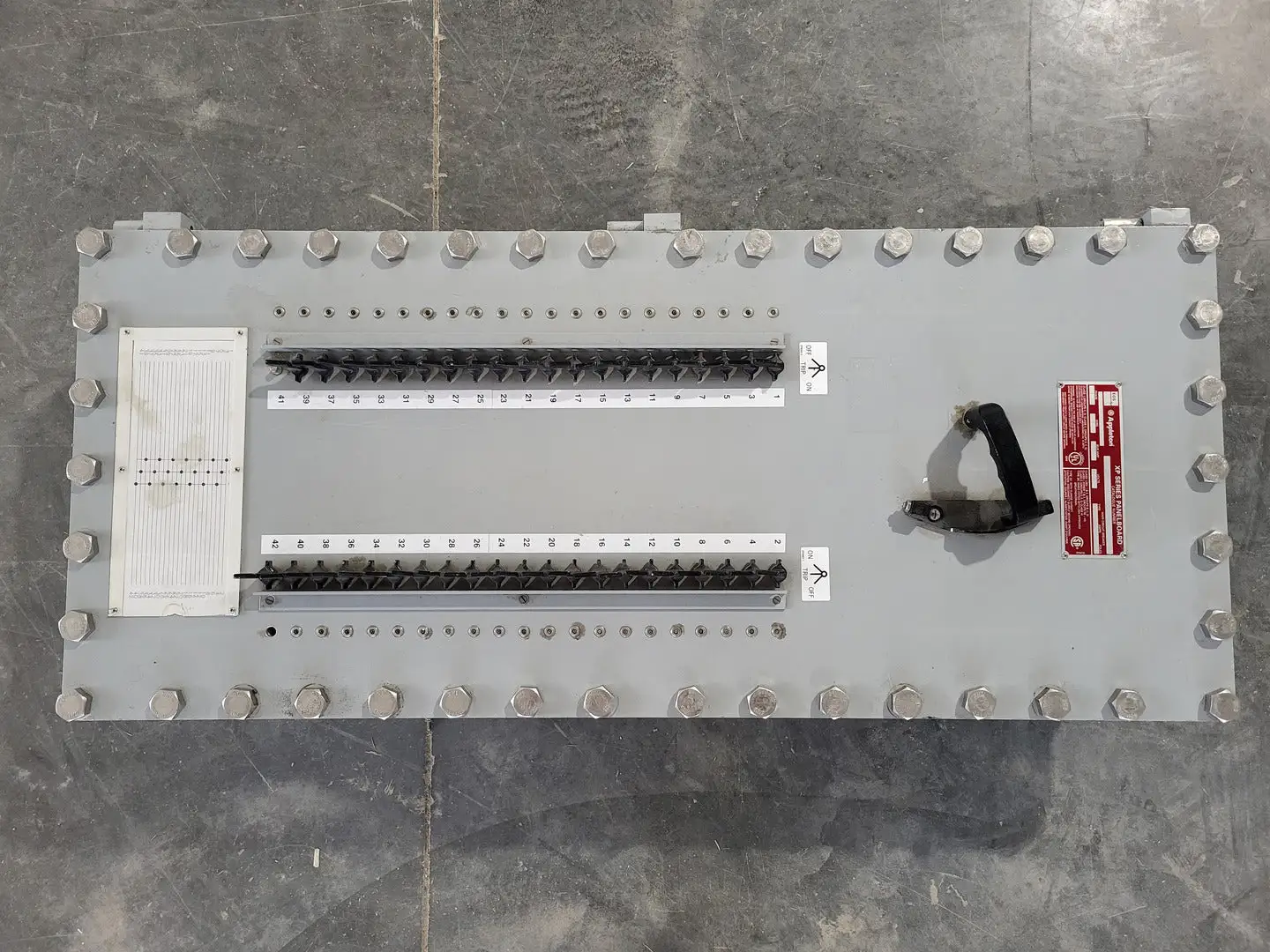 Used APPLETON XPE32252B.J382 Switchgears British Columbia CA | Lenmark #1427004