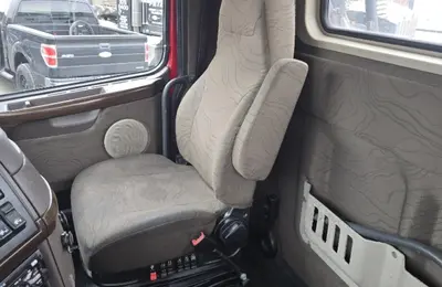 Used 2015 VOLVO VNL64T Misc Trucks Illinois US | Mitsubishi HC Capital America #163924