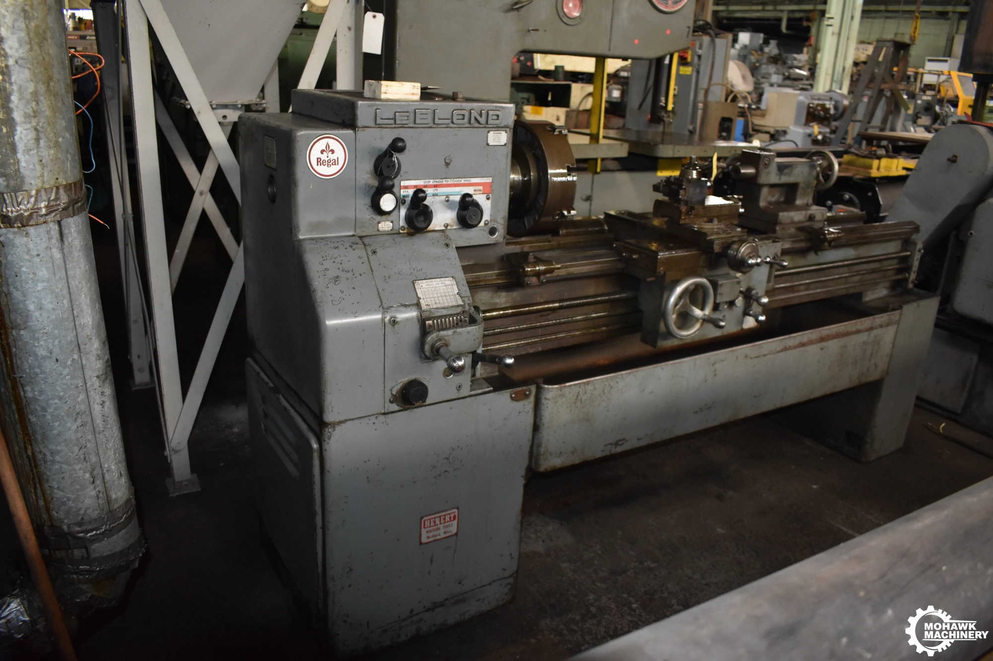 15" x 54" LEBLOND "REGAL" ENGINE LATHE w/CHUCK - TOOLPOST