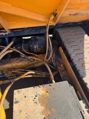 Used 1999 LEEBOY L81000T Asphalt Pavers California US | Ben Kaplan Equipment #1305324