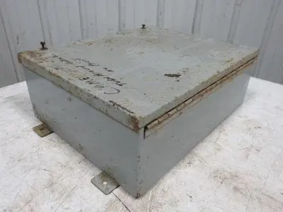 Hoffman Hinged Door Wall Mounted Electrical Enclosure 20"X16"X7"