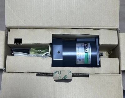 NEW Oriental Motor 5IK90GU-AFUL