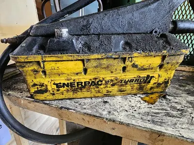 USED ENERPAC PATG1102N