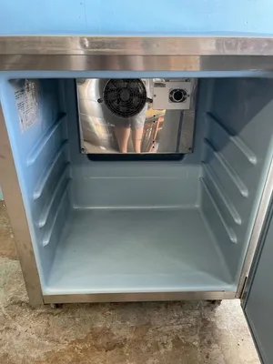 75-0448 Delfield Star2 27" Self Contained Undercounter Cooler