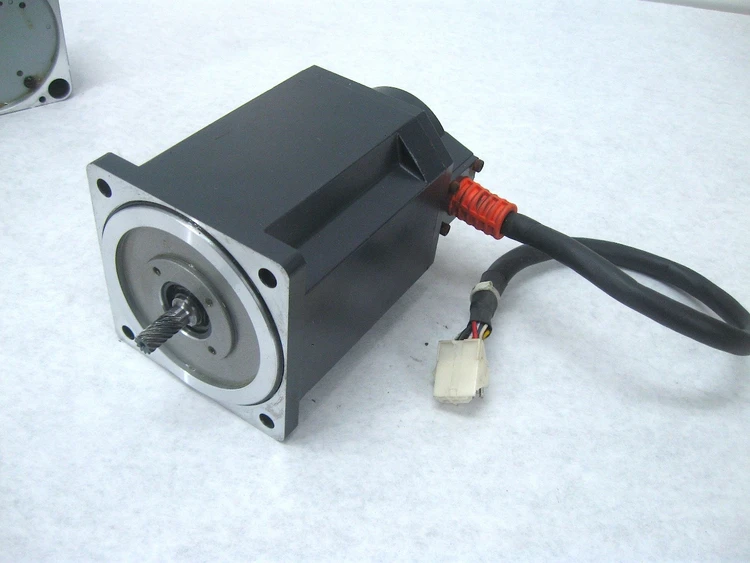 Used ORIENTAL MOTOR CO. LTD. _UNKNOWN_ Servo Motors Kentucky US | Industrial Parts R Us Inc. #357467
