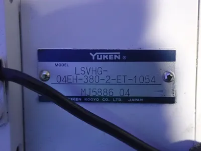 USED YUKEN LSVHG04EH3802ET1054
