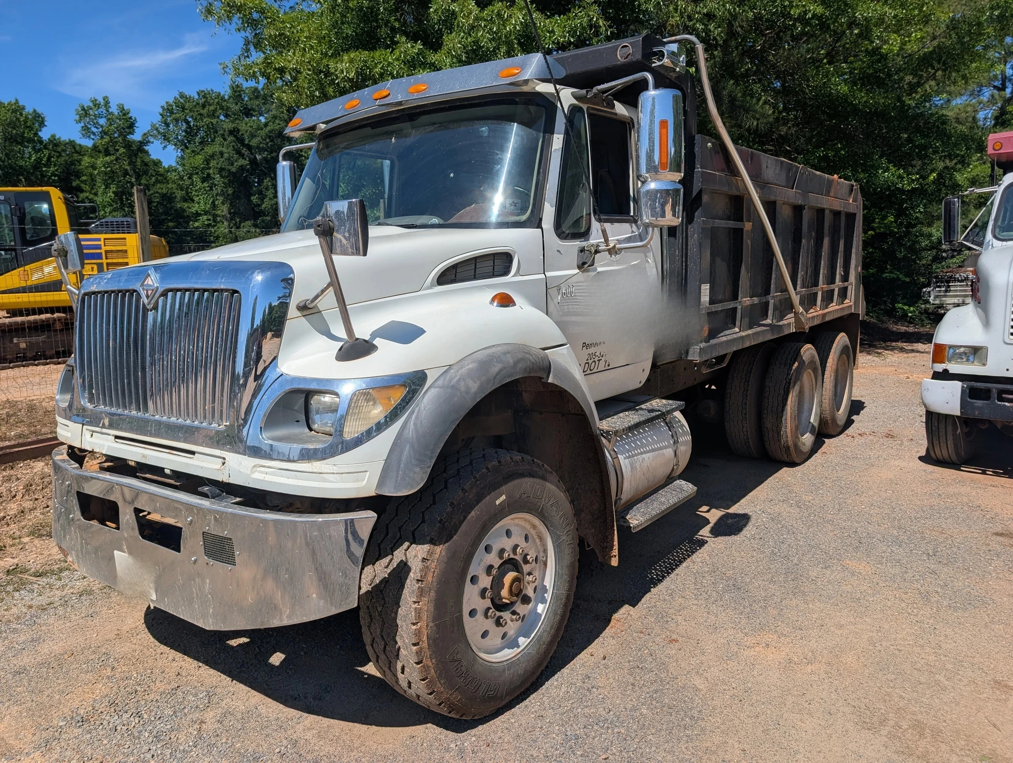 Used 2006 INTERNATIONAL 7600 Tractors & Trailers Alabama US | Proxy Equipment #1388705