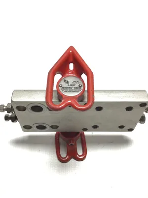 D/A MFG MM4U-T-SS Unimount Manifold Valve