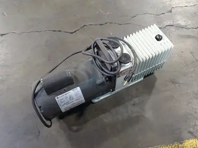 Used VARIAN SD300 Pumps Ohio US | HGR 24 #938156