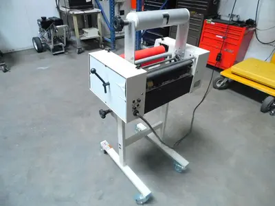 Used PROFESSIONAL LAMINATING SYSTEMS PR12 Laminators Texas US | Aucto #1307056