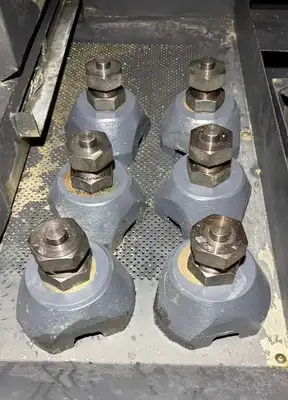 2015 DOOSAN DNM 500II Vertical Machining Centers | Machinery Network (10)