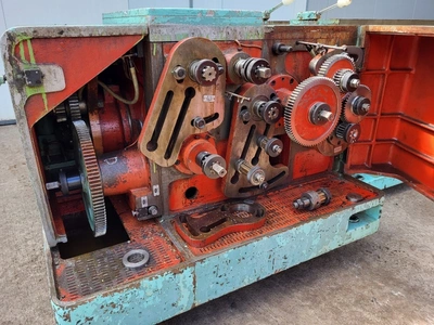 KOLOMNA Vertical Gear Hobber, good used condition