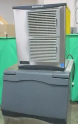 Scotsman ice flaker - 1600 lbs per day with bin