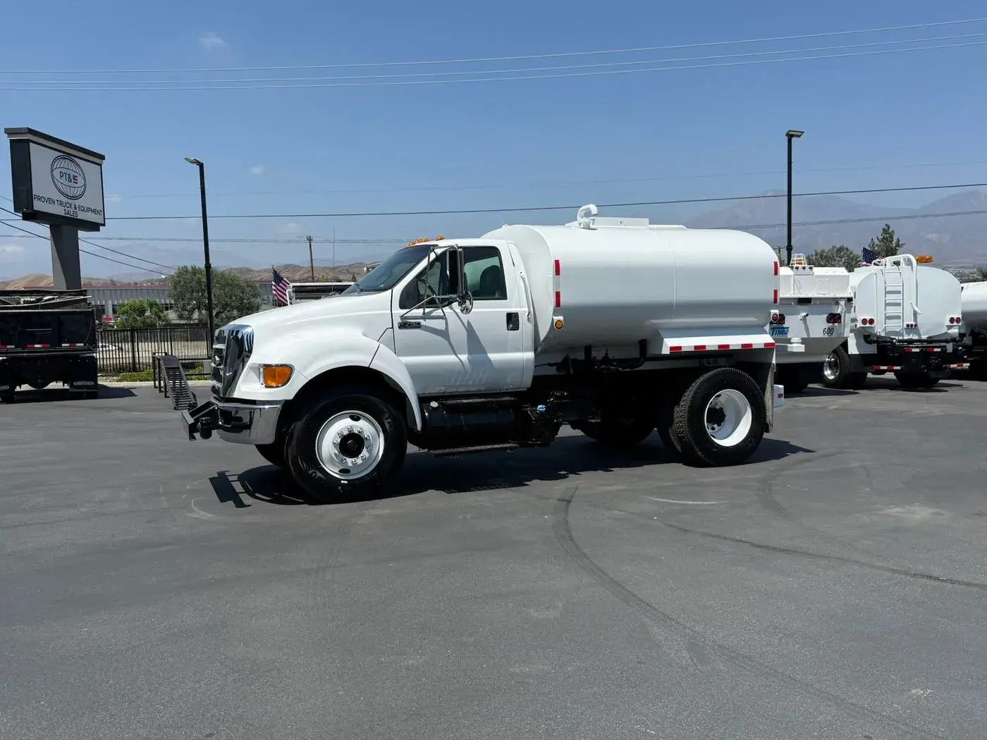 Used 2015 FORD F750 Water Trucks California US | Lillo Machinery #1543385