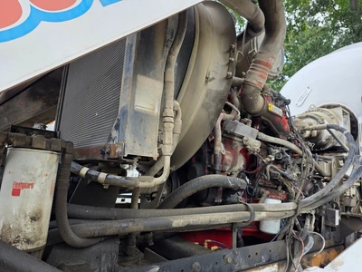 Used 2015 OSHKOSH S2346 Concrete Mixer Trucks Virginia US | Proxy Equipment #1426139