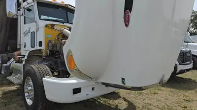 USED 2012 PETERBILT 386
