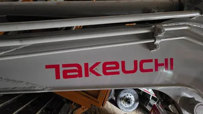 TAKEUCHI TB260 Excavator | Iron Listing (19)