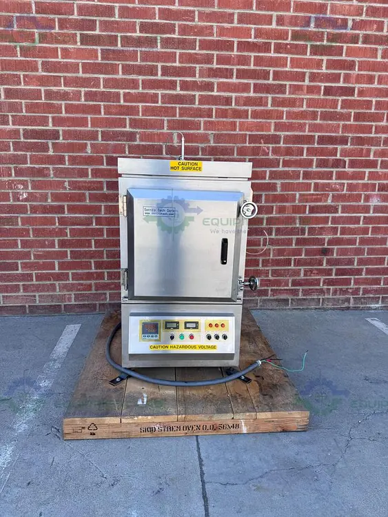 Used SENTRO TECH STH400C HUMIDITY CHAMBER FURNACE / OVEN 400°C, 220V Lab Vacuum Ovens | Equipment Lab #486753