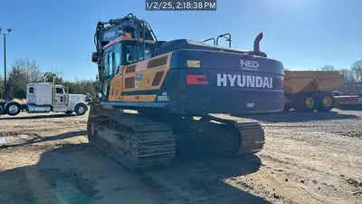 Used 2023 HYUNDAI HX350AL Crawler Excavators North Carolina US | National Equipment Dealers #1422431