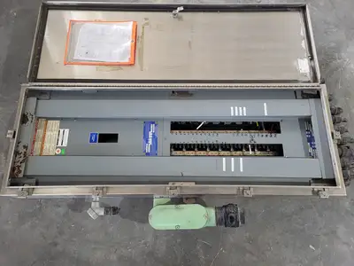 USED SQUARE D NQOD454L225CU