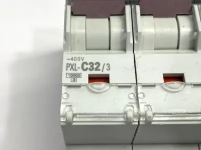 USED EATON MINIATURE CIRCUIT BREAKER 3-POLE 32A 400V 236429