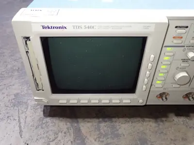 USED TEKTRONIX TDS 540C