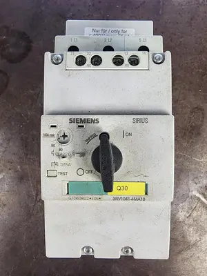 USED SIEMENS 3RV1041-4MA10