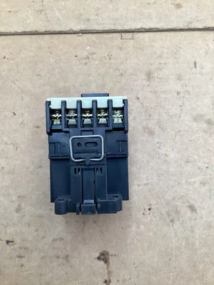 Fuji Electric SC-05 Contactor; 3Ph; 380-440V