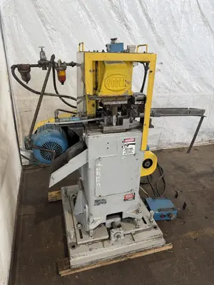 25 TON YODER MODEL #P-25 OPEN THROAT CUTOFF PRESS: YOBRO #25225