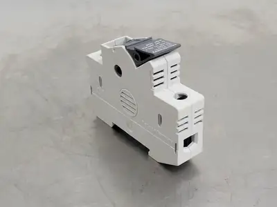 USED ALLEN-BRADLEY 1492-FB1C30-L