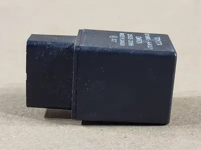 12.8V/85 FPM Flasher Solida State Relay 716/25800, D8315