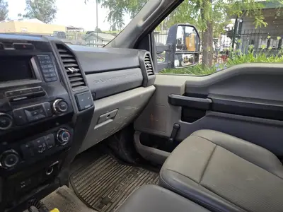 USED 2019 FORD F-550