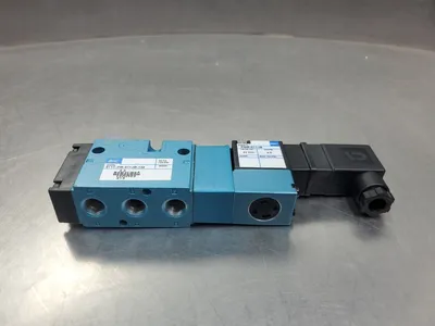 MAC 811C-PM-611JB-152 Solenoid Valve w/PME-611JB 24VDC Module. 6A-12