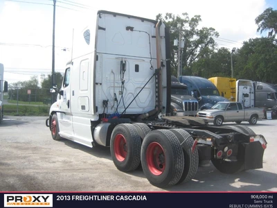 Used 2013 FREIGHTLINER CASCADIA Conventional trucks Florida US | Proxy Equipment #1384946