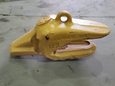 USED CATERPILLAR 472-0794