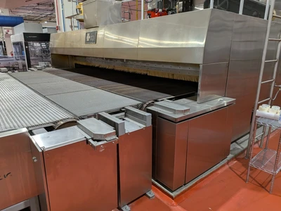 2024 Henry Group 5-zone indirect fired tunnel oven with loader and unloader