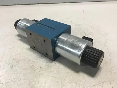 USED BOSCH 0 810 001 776