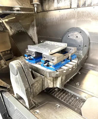 2013 HAAS UMC-750 Vertical Machining Centers CNC | CNC EXCHANGE (5)