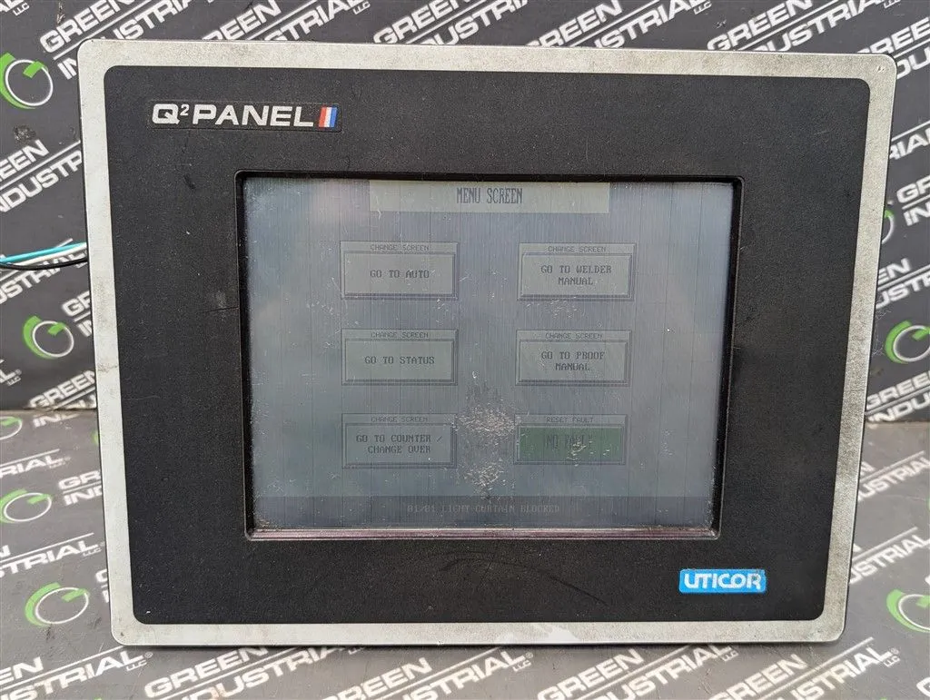 Uticor AVG 100G-UQ08S2R0 Q2 Panel III Operator Interface Unit Used