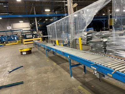 Accuglide 22 in. x 50 ft. Live Roller Conveyor