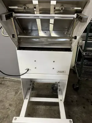 167-0564 Berkel GMB Gravity Feed Bread Slicer with Chute