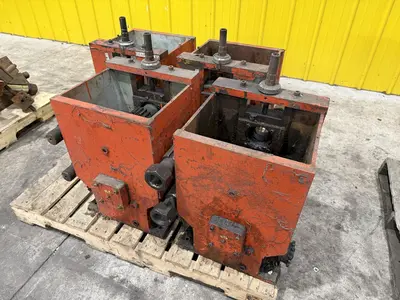 DAHLSTOM MODEL 500 ROLLFORMER HEADS / GEAR BOXES, FOR 2.5" SPINDLES: STOCK #23425