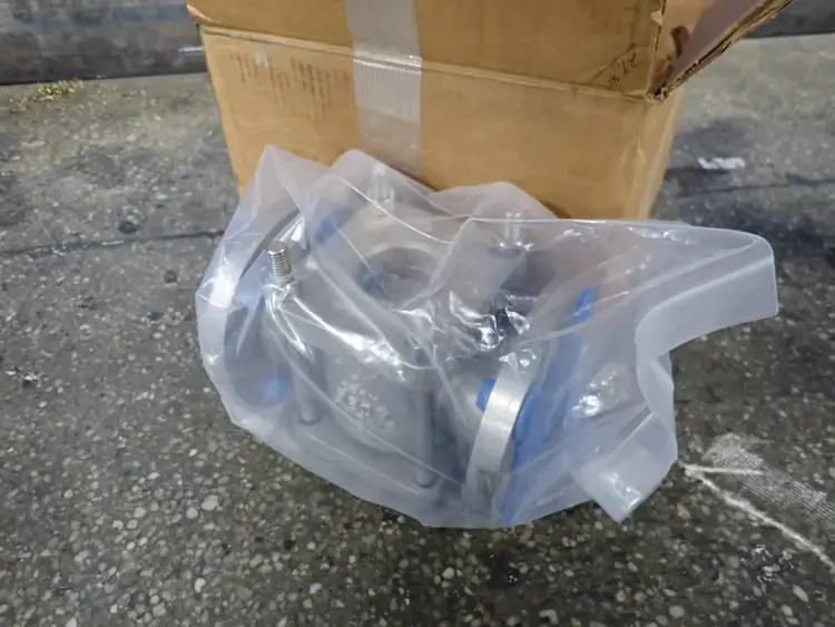 Used APAILIASCO INC CF814 Cylinders | HGR 24 #731398