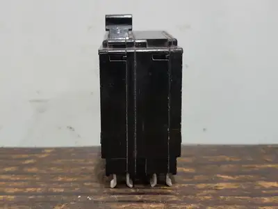 USED SQUARE D QO215