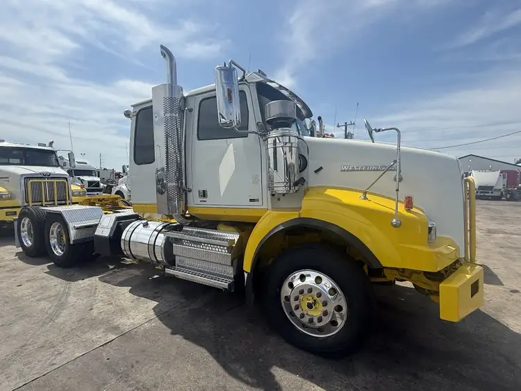 Used 2012 WESTERN STAR 4900SA Conventional trucks Texas US | MCO Truck & Equipment #1513815