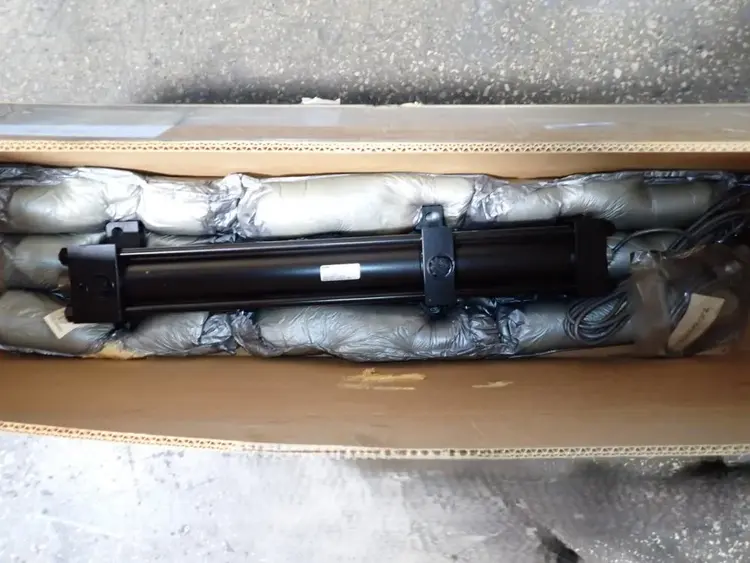 Used PARKER 90 CCPHMIYBS39MC 400.0 D 1100 Pumps Ohio US | HGR 24 #1056417
