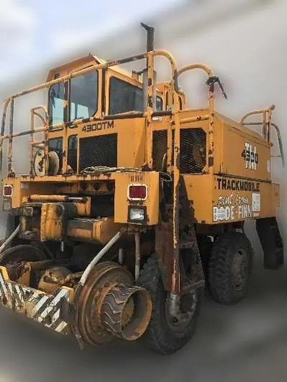 Used 1993 TRACKMOBILE 4300 Tow Tractors Ohio US | C3 SURPLUS LLC #442614
