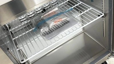 171-0370 27" Undercounter Self Contained Freezer