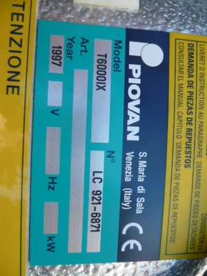 Piovan 6000 Lb. Extruder Acc. Dryer | Perry Equipment (5)