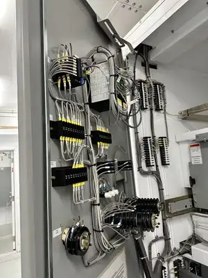 Used _UNKNOWN_ _UNKNOWN_ Switchgears New York US | Apex Auctions #1550774